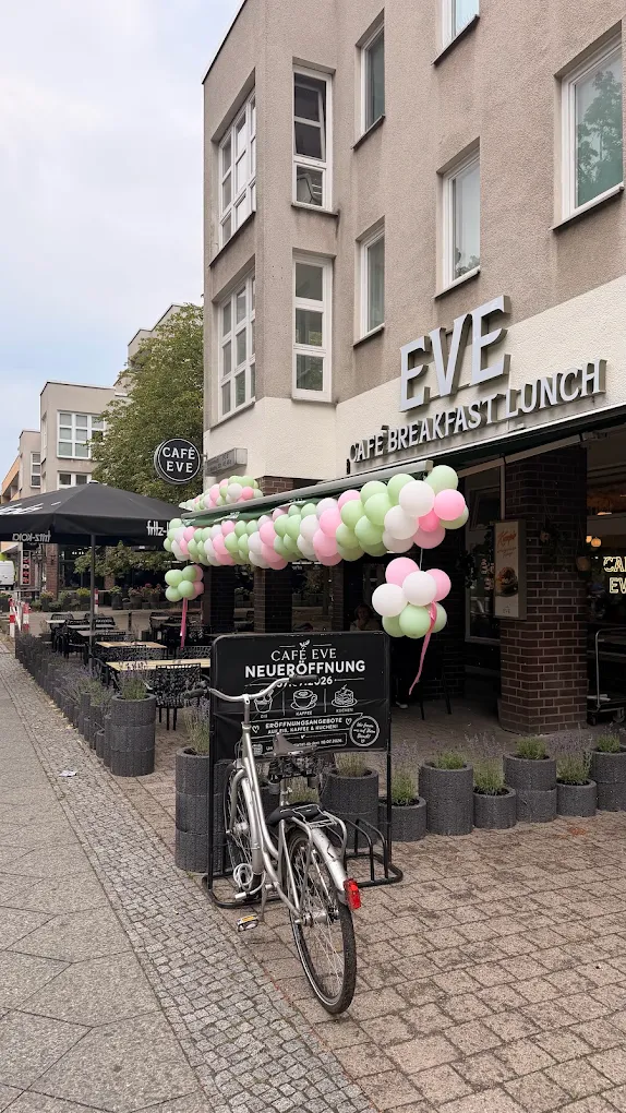 Außenbereich des Café EVE